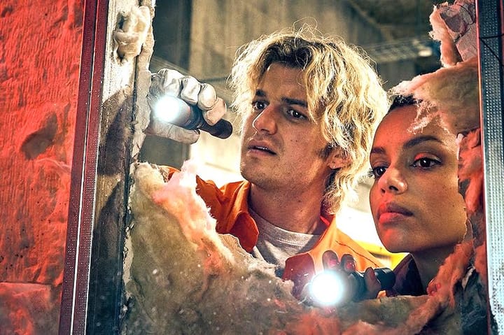 Thriller “Cold Storage”, micro-organisme infectieux avec Liam Neeson et Georgina Campbell